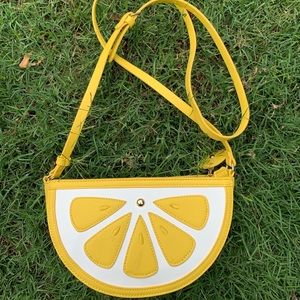Lemon Wedge Purse 🍋